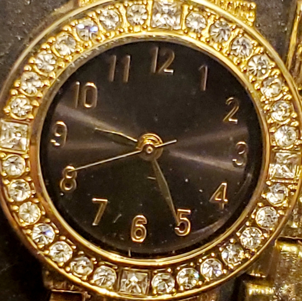BNIB WATCH AND BRACELET SET